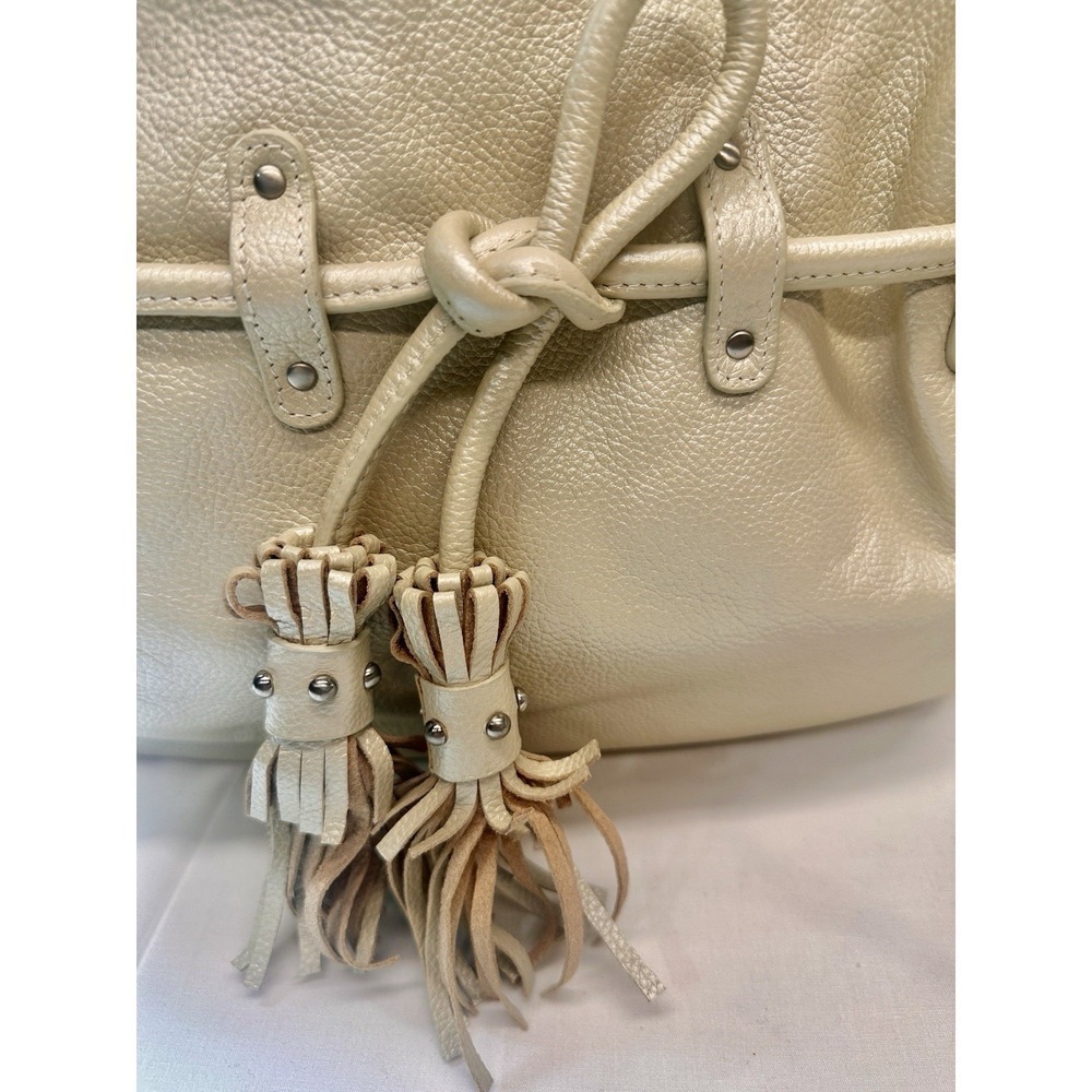 FzNd Large White Bag Purse With Dust Bag. Several additional handles. Prime cond - Picture 3 of 15